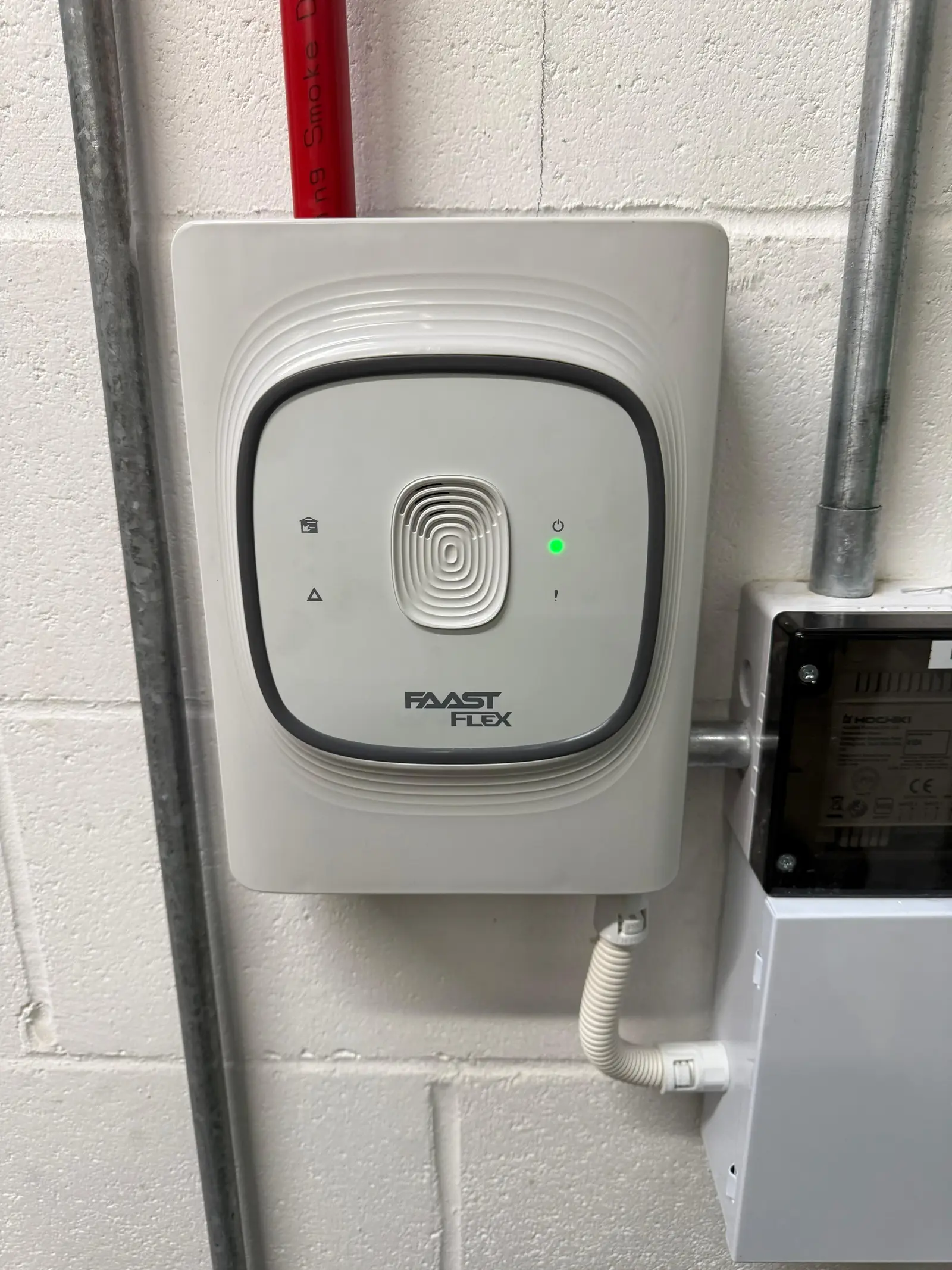 FAAST FLEX aspirating smoke detector